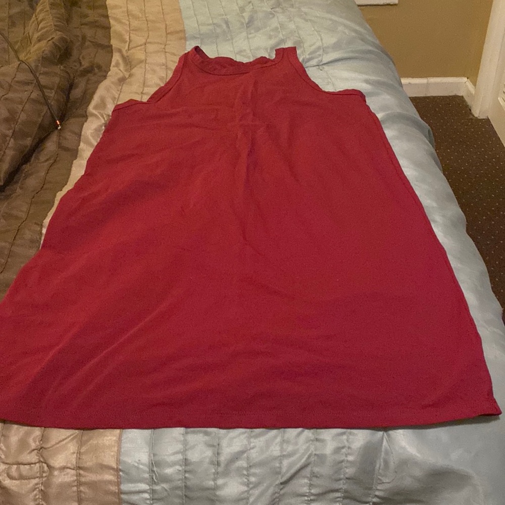 Never worn sleeves t-shirt dress. Size L